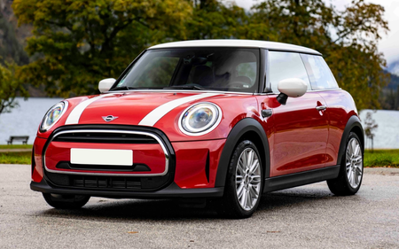 MINI Cooper for sale in Kenyon