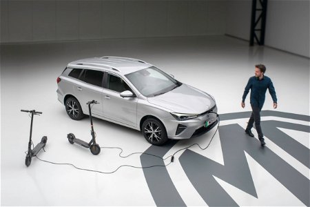 MG5 EV charge items from your car