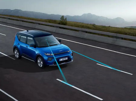 Kia Soul EV Lane Keep Assist