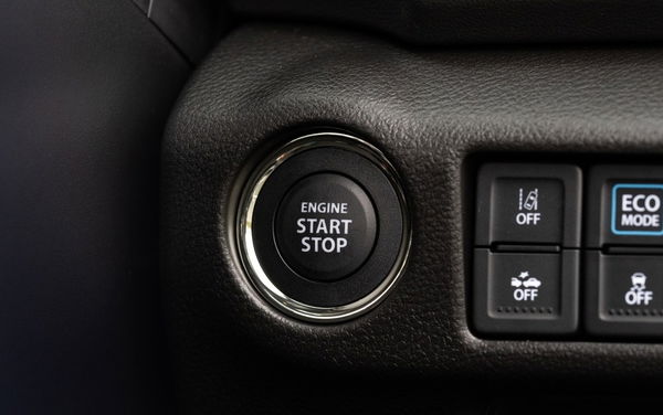 Suzuki Keyless entry and start