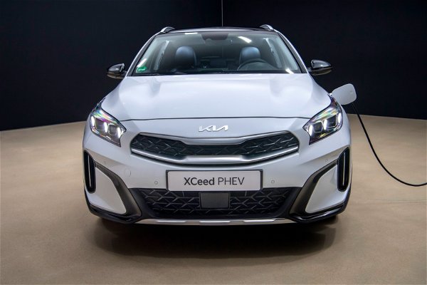 Facelifted 2022 Kia XCeed Gets MHEV Tech, New GT-Line Trim And 201-HP  Engine Option