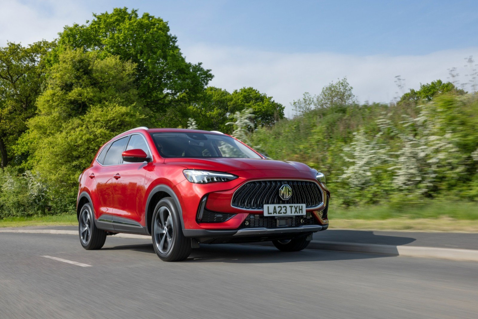 New MG HS SUV