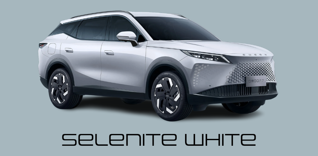 OMODA 7 in Selenite White