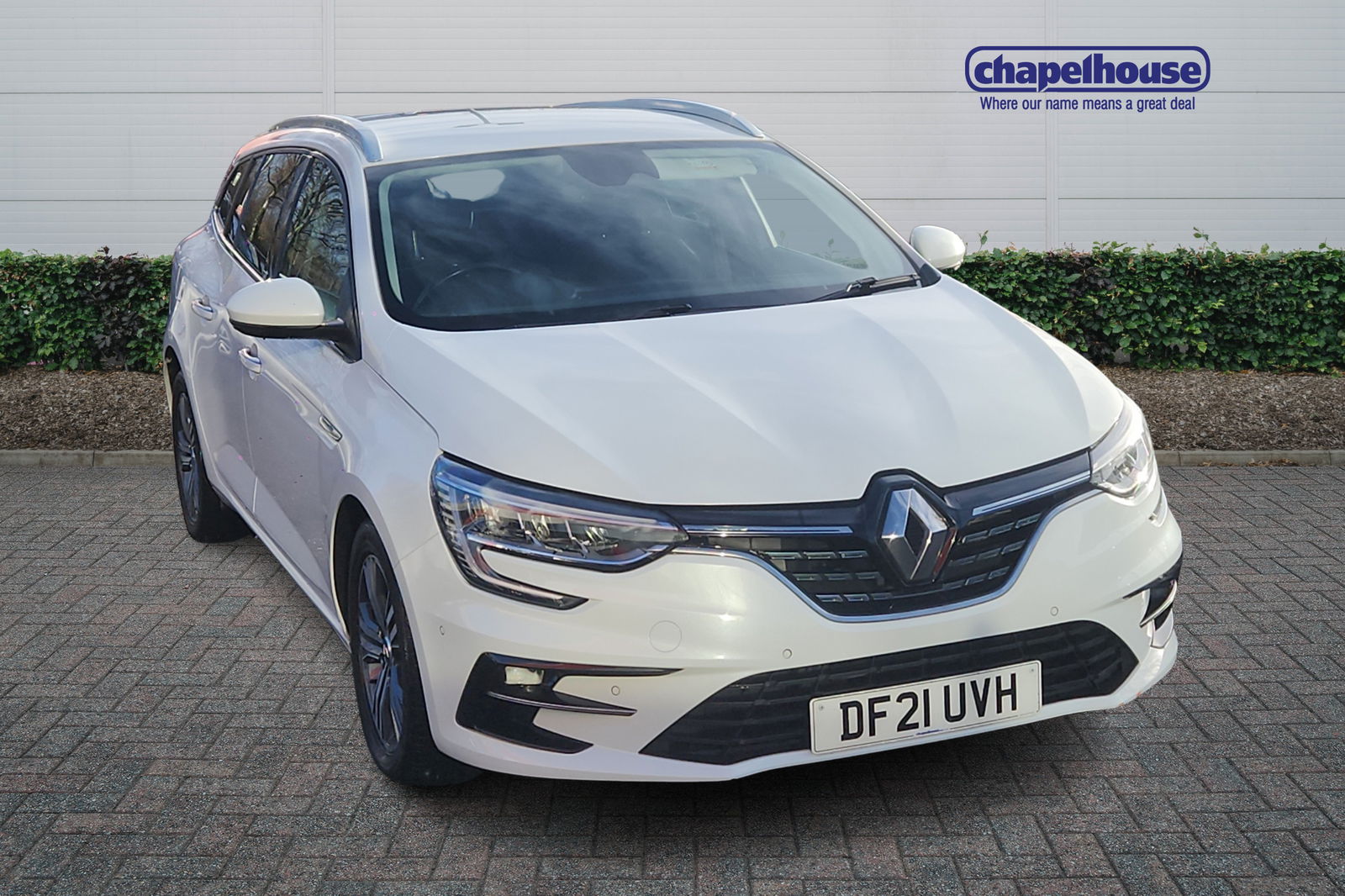 Renault Megane Iconic E-Tech Auto 1.6