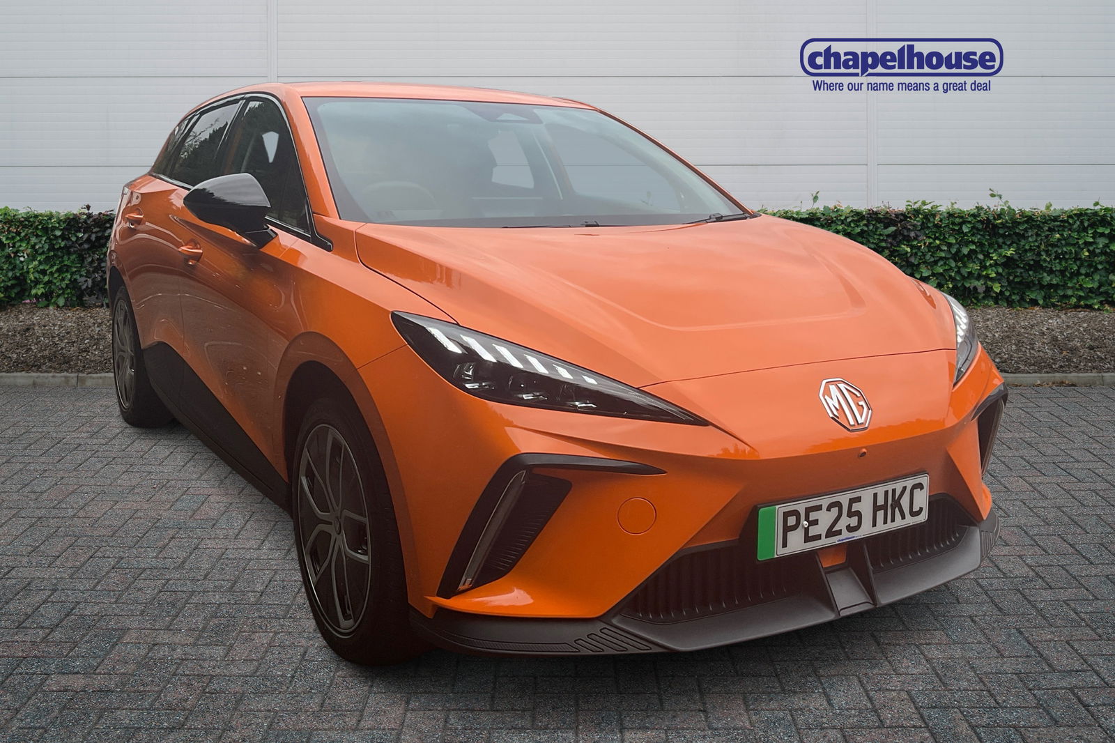 MG 4 EV Trophy Long Range 64kWh