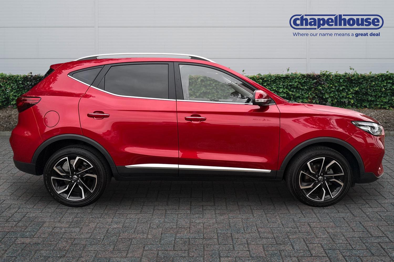 2024 MG ZS thumbnail 2