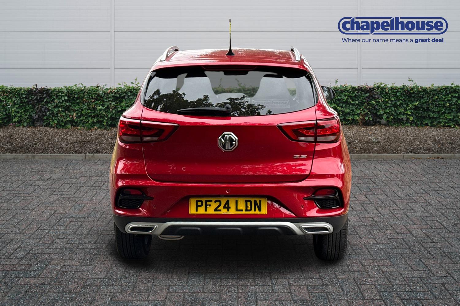 2024 MG ZS thumbnail 4