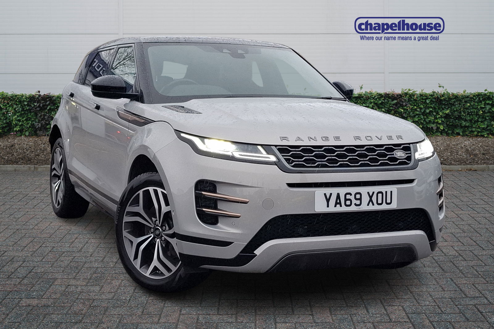 Land Rover Range Rover Evoque R-Dynamic SE D Auto 2.0